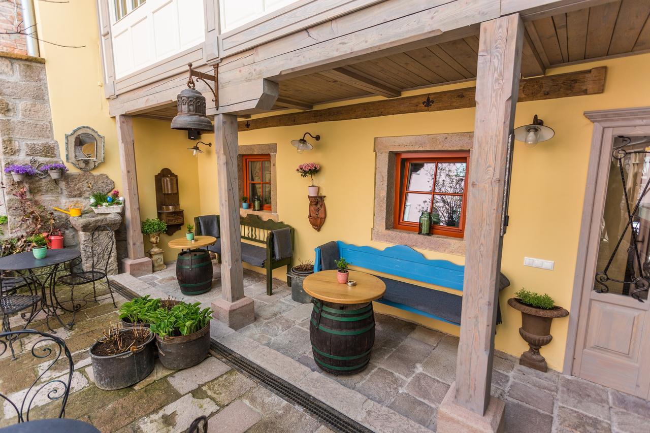 דירות Banská Štiavnica Dom Berg מראה חיצוני תמונה